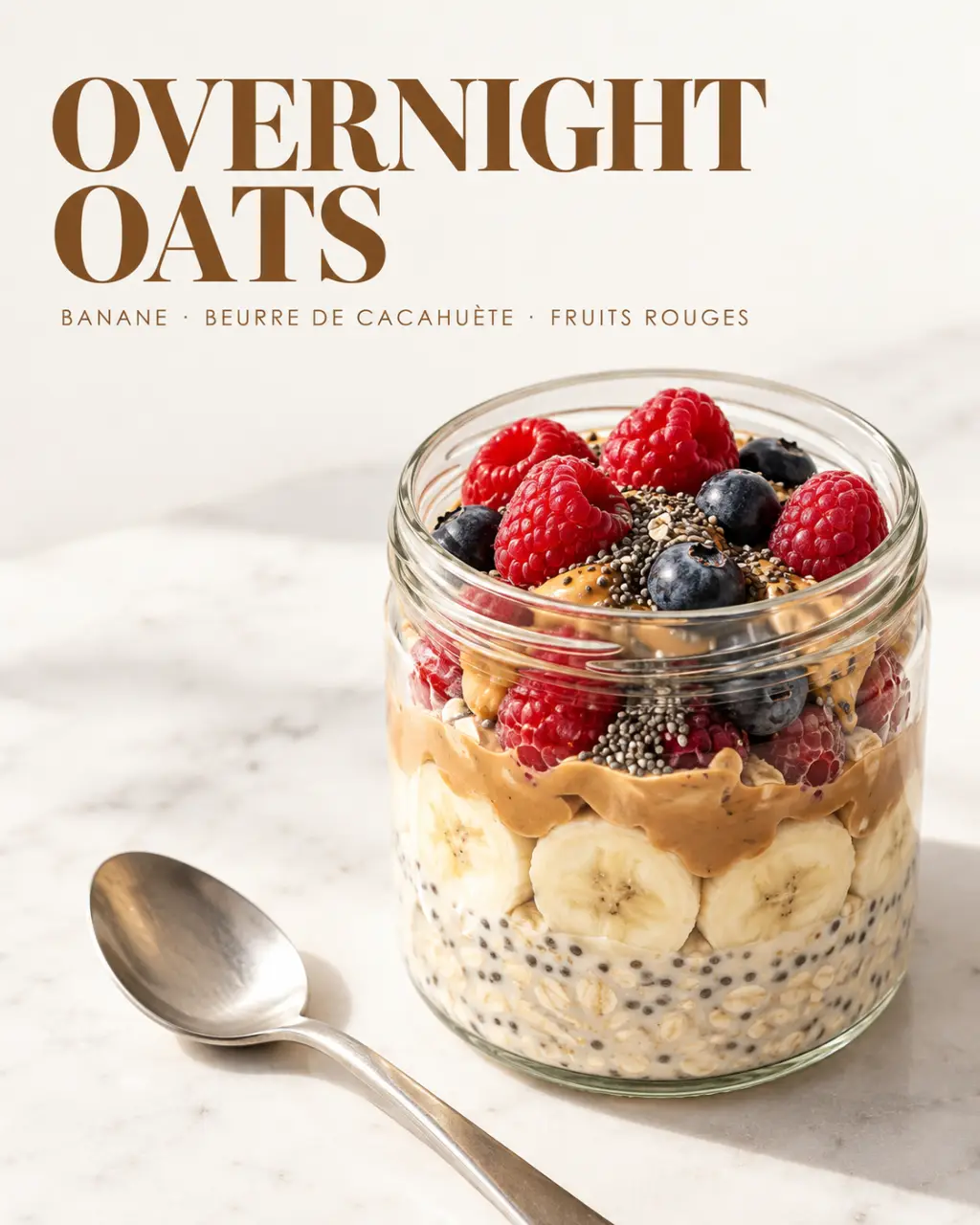 Petit dej flocons d'avoine overnight oats à la banane et au beurre de cacahuète